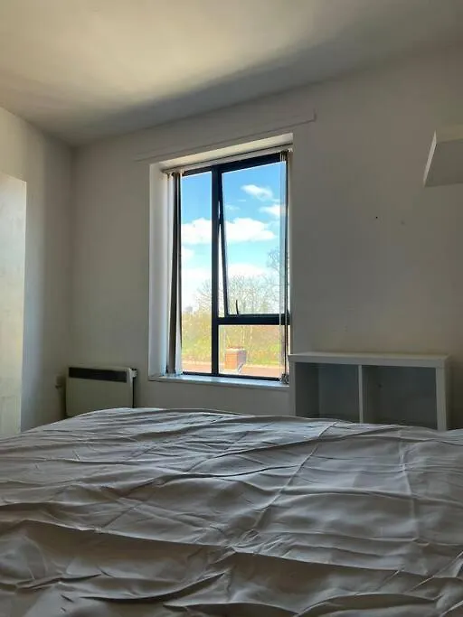 2Bed Flat With Great City Views London Apartment